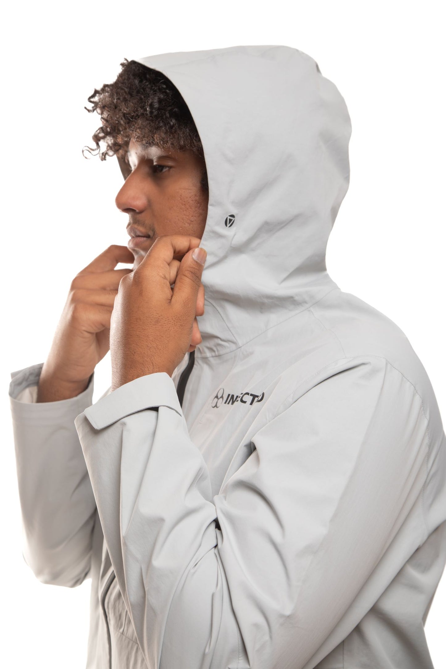 OUTDOOR JACKET WINDBREAKER